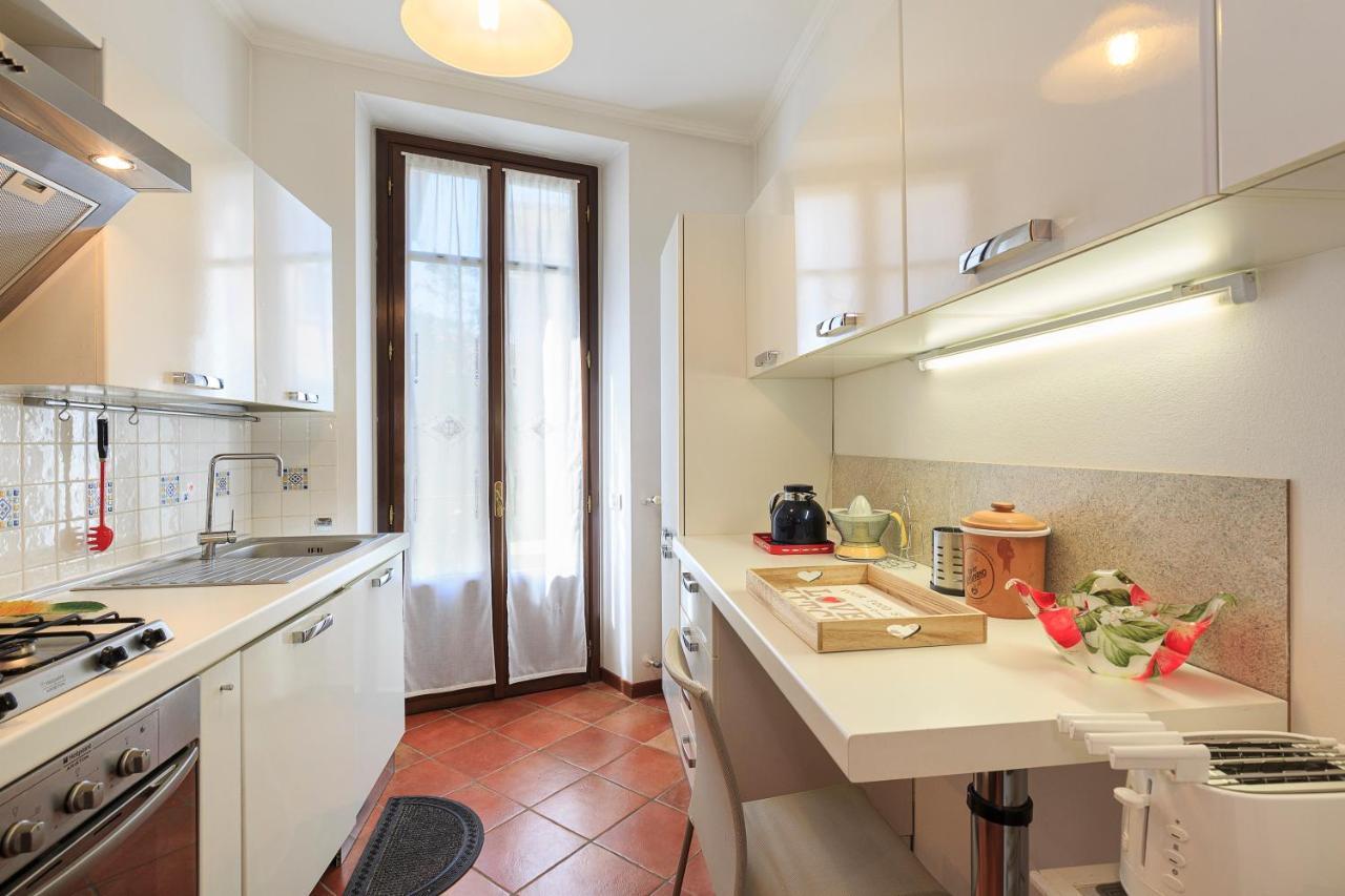 Dolfin - Nel Centro Di Stresa - By Impero House Apartment ภายนอก รูปภาพ